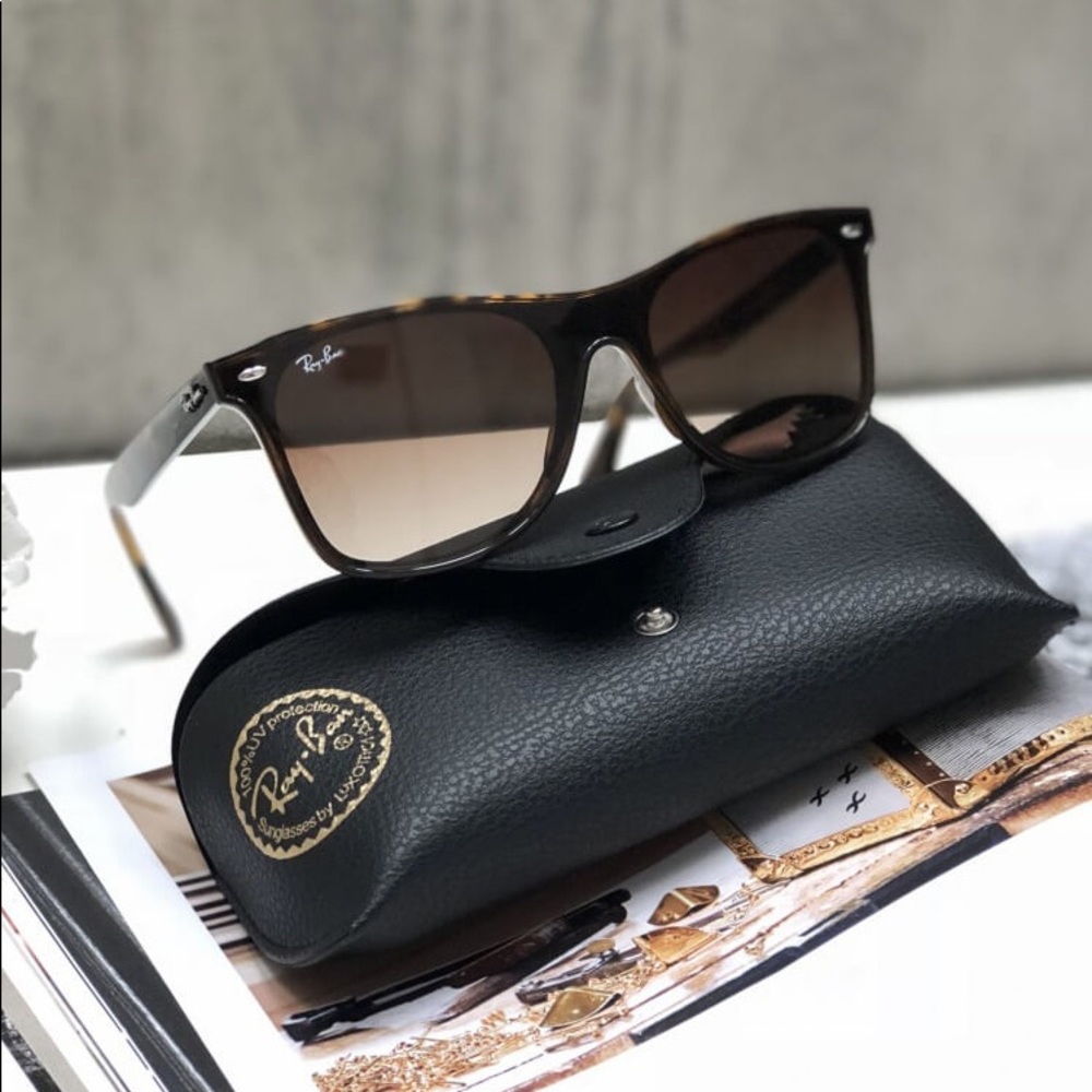 Ray-Ban Wayfarer Blaze Sunglasses